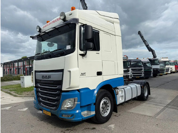شاحنة جرار DAF XF 440