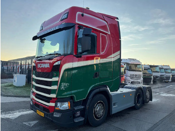 شاحنة جرار SCANIA S 500