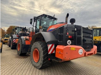 اللودر بعجل Hitachi ZW 250-6: صور 5