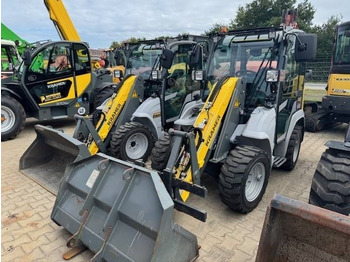 اللودر بعجل KRAMER