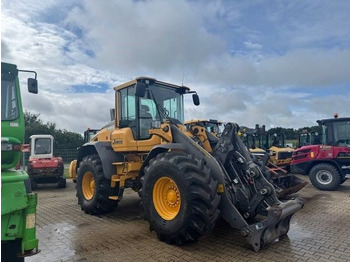 اللودر بعجل VOLVO L70H