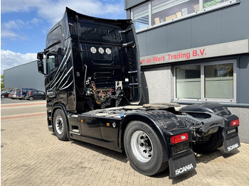 شاحنة جرار Scania S520 V8 4x2 Full Air - Automaat - Retarder - Euro 6 - I Park Cool - 2018 - TUV 02-2026: صور 4
