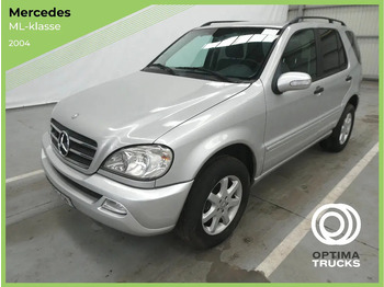سيارة دفع رباعي MERCEDES-BENZ