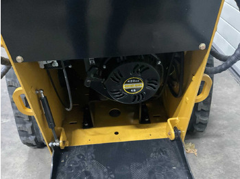 اللودر المجنزر صغير 2025 JINING LIHUS HEAVY LRT 360 SKID STEER LOADER: صور 3 اللودر المجنزر صغير 2025 JINING LIHUS HEAVY LRT 360 SKID STEER LOADER: صور 3