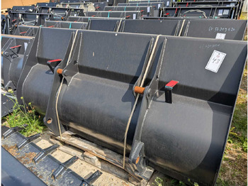 اللودر بعجل