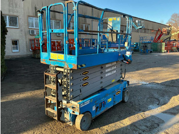 منصات هيدروليكية متنقلة GENIE - GS4047 - AERIAL WORK PLATFORMS - 2015 (ESN14015024): صور 4