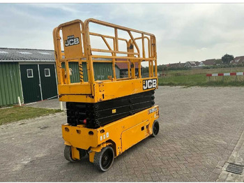 منصات هيدروليكية متنقلة JCB: صور 4
