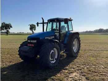 جرار NEW HOLLAND 8360