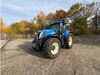 جرار NEW HOLLAND T7