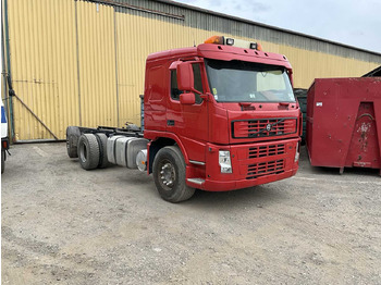 شاحنة VOLVO FM12 460