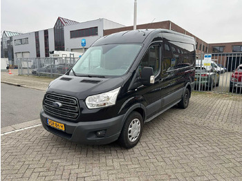 الشاحنات الصغيرة FORD Transit