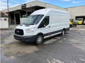 الشاحنات الصغيرة FORD Transit