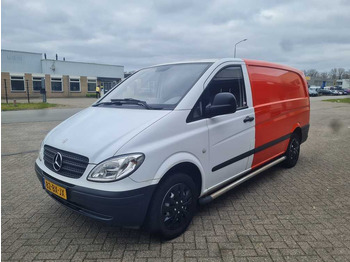 الشاحنات الصغيرة MERCEDES-BENZ Vito 109