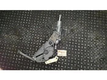 قيادة السيارة DAF