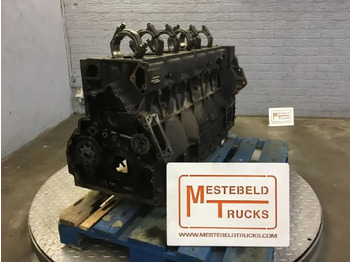 المحرك و قطع الغيار MAN