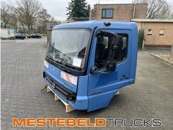 الكبائن MERCEDES-BENZ Atego