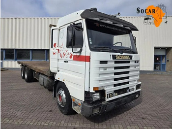 شاحنات مسطحة SCANIA 113