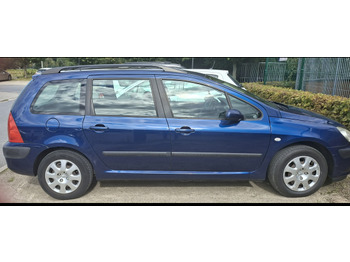 سيارة PEUGEOT