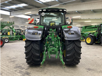 جرار John Deere 6175R: صور 5