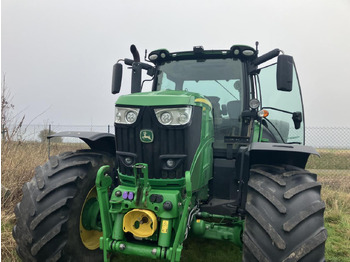 جرار John Deere 6215R: صور 4 جرار John Deere 6215R: صور 4