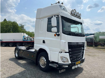 شاحنة جرار DAF CF 460