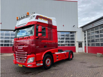 شاحنة جرار DAF XF 480