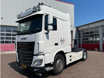 شاحنة جرار DAF XF 510