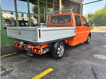 الشاحنات الصغيرة المسطحة VW T5 Transporter: صور 5