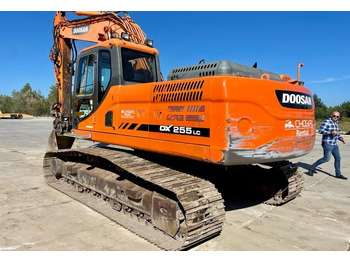 حفارات زحافة Doosan DX255LC-3: صور 5