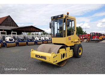 مدحلة BOMAG