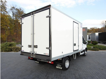 الشاحنات الصغيرة المبردة Ford TRANSIT CHŁODNIA KONTENER -10*C ZASILANIE 230V TEMPOMAT KLIMATYZ: صور 3 الشاحنات الصغيرة المبردة Ford TRANSIT CHŁODNIA KONTENER -10*C ZASILANIE 230V TEMPOMAT KLIMATYZ: صور 3