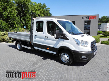 الشاحنات الصغيرة المسطحة FORD Transit