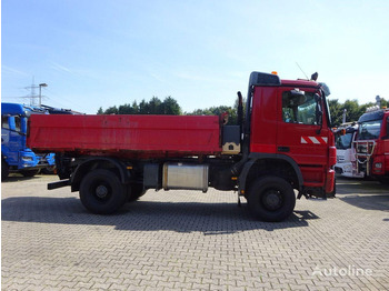 تأجير Mercedes-Benz Actros 1832 - 3 way tipper Mercedes-Benz Actros 1832 - 3 way tipper: صور 3 تأجير Mercedes-Benz Actros 1832 - 3 way tipper Mercedes-Benz Actros 1832 - 3 way tipper: صور 3