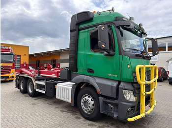 شاحنة ذات الخطاف MERCEDES-BENZ Actros 2648