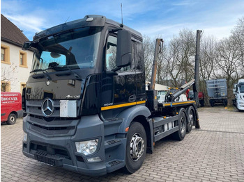 شاحنات قابلة للفك شاحنة MERCEDES-BENZ Antos 2545