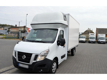 الشاحنات الصغيرة صندوق مغلق NISSAN NV400