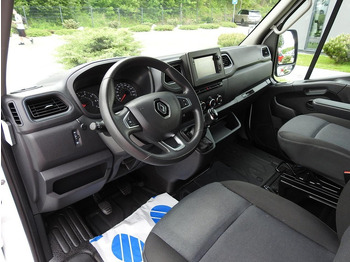 صغيرة, ميكروباص Renault MASTER FURGON BRYGADÓWKA 6 MIEJSCA TEMPOMAT NAWIGACJA KLIMATYZA: صور 2 صغيرة, ميكروباص Renault MASTER FURGON BRYGADÓWKA 6 MIEJSCA TEMPOMAT NAWIGACJA KLIMATYZA: صور 2