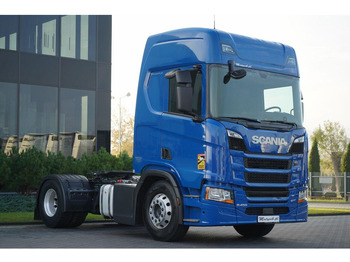 شاحنة جرار SCANIA R 450