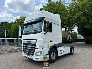 شاحنة جرار DAF XF 480