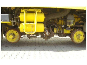 تأجير Mercedes-Benz SK 1820 4x2 Schienenreinigungs Kehrmaschine RAIL  Mercedes-Benz SK 1820 4x2 Schienenreinigungs Kehrmaschine RAIL: صور 2