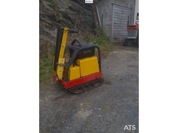 صفائح اهتزازية DYNAPAC