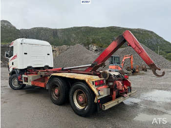 شاحنة ذات الخطاف Scania R164: صور 4