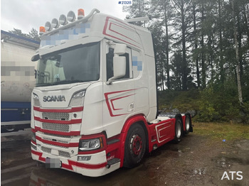 شاحنة جرار SCANIA R 580