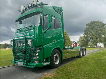 شاحنة ذات الخطاف VOLVO FH16