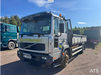 شاحنات مسطحة VOLVO FL 250