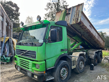 شاحنة ذات الخطاف VOLVO FM12