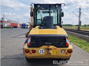 اللودر بعجل 2014 CAT 908H-2: صور 4