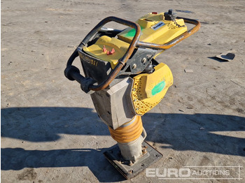 آلة أسفلت BOMAG