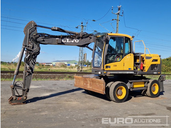 حفارة على عجلات VOLVO EW140D