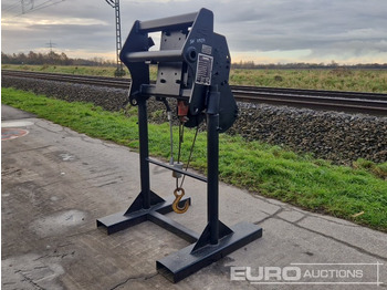 معدات المناولة MANITOU